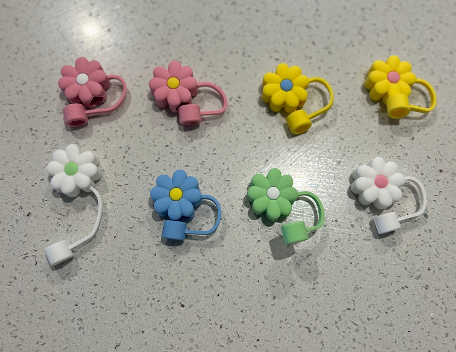 Straw topper/charms