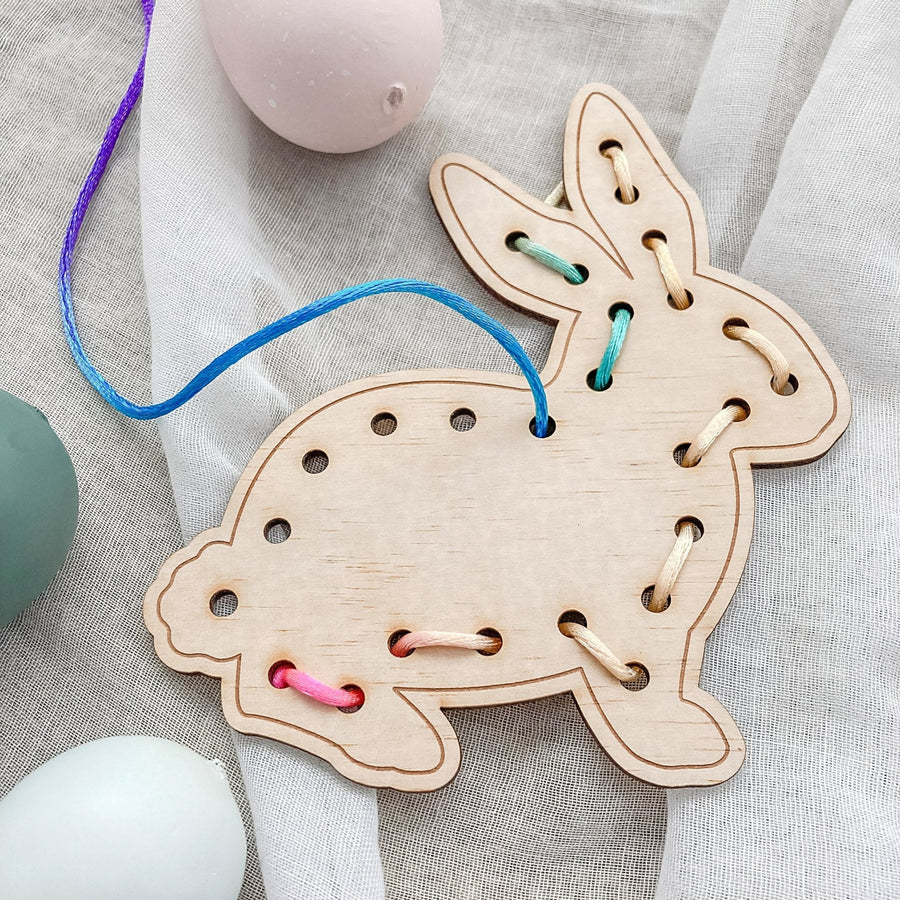 Easter threading toy set